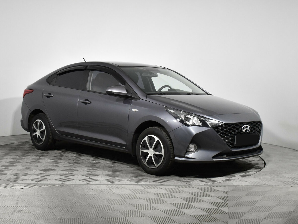 Hyundai Solaris 2021 года с пробегом. Фото: #2