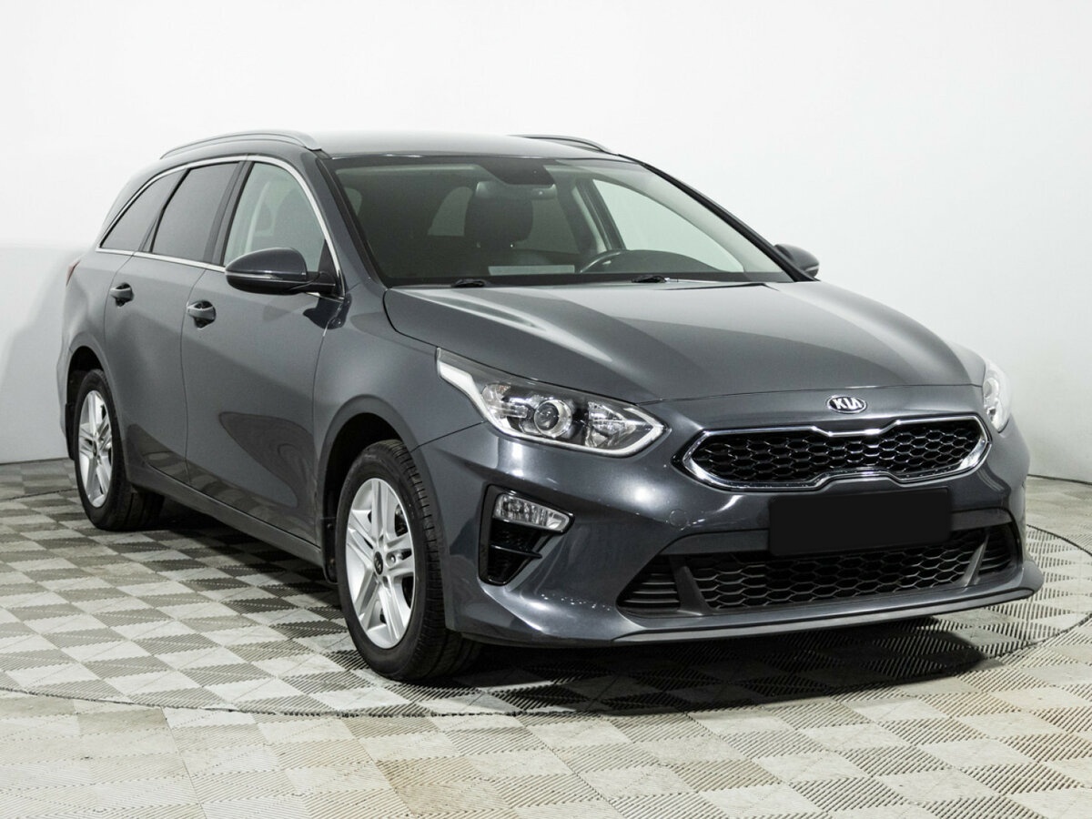 Kia Ceed 2021 года с пробегом. Фото: #2