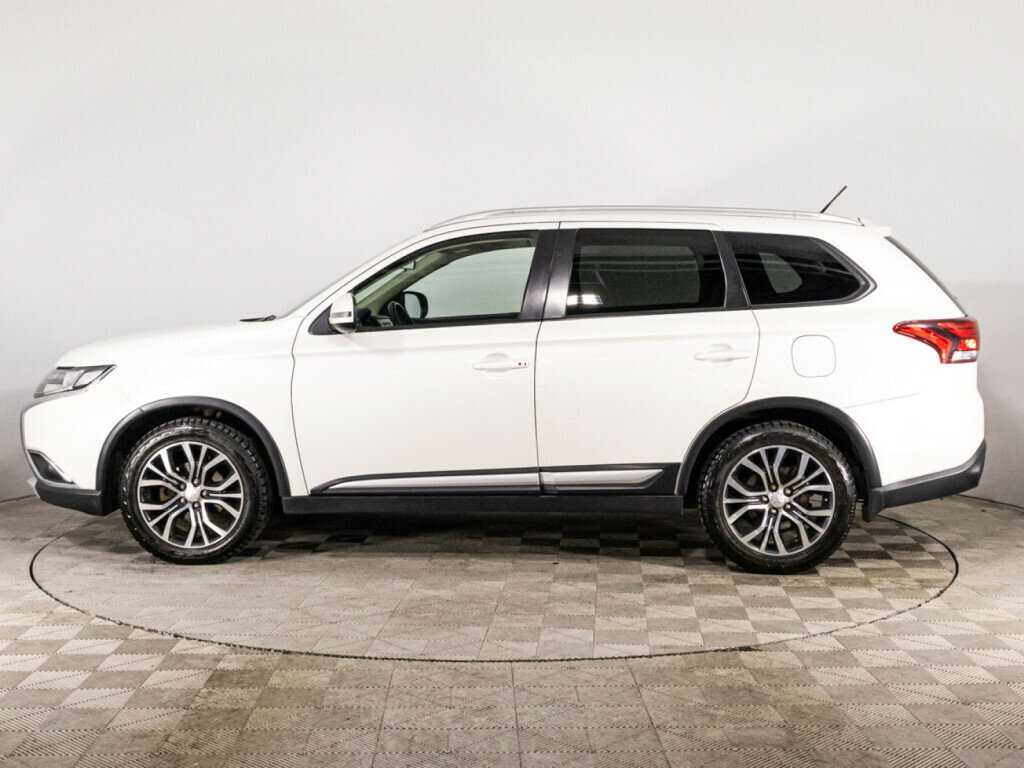 Mitsubishi Outlander 2016 года с пробегом. Фото: #7
