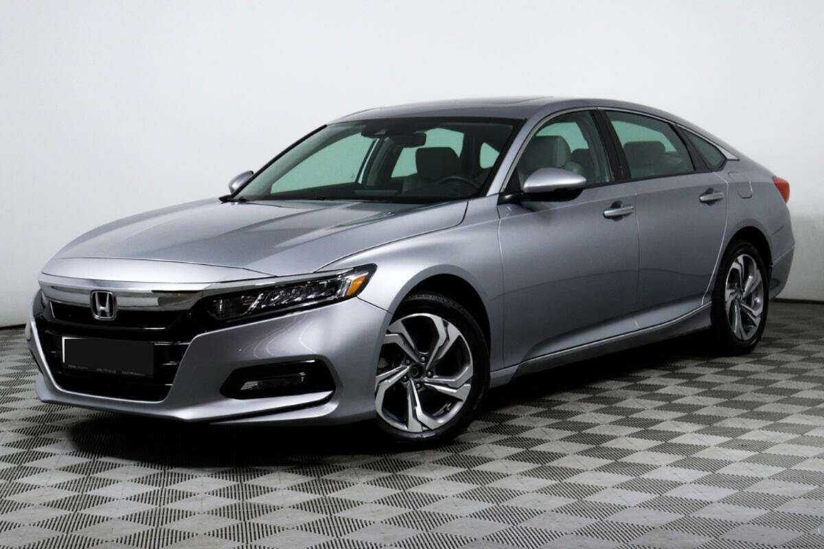 Honda Accord 2018 года с пробегом. Фото: #0