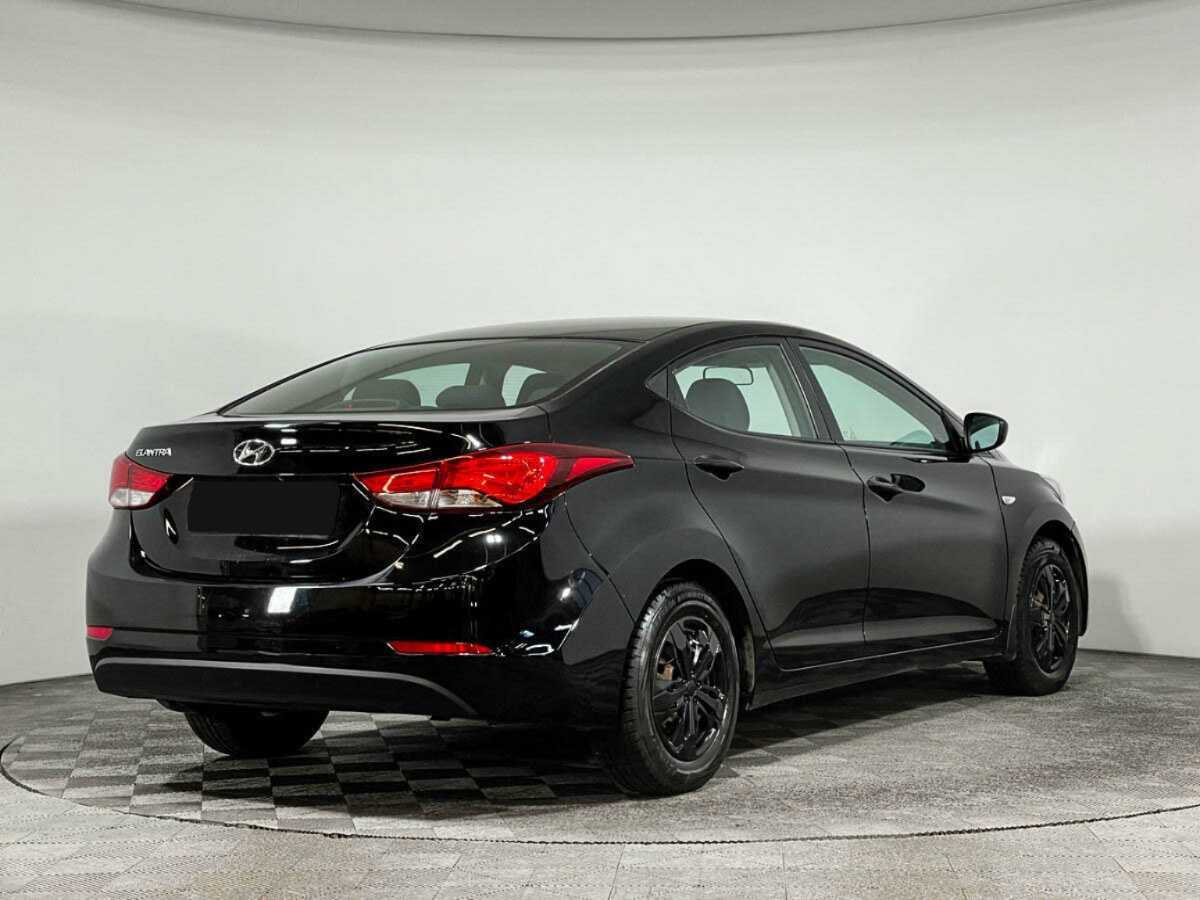 Hyundai Elantra 2015 года с пробегом. Фото: #4