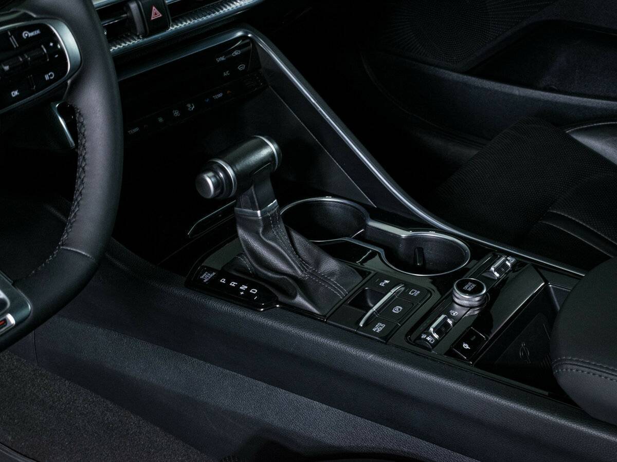 Kia K5 2021 года с пробегом. Фото: #16