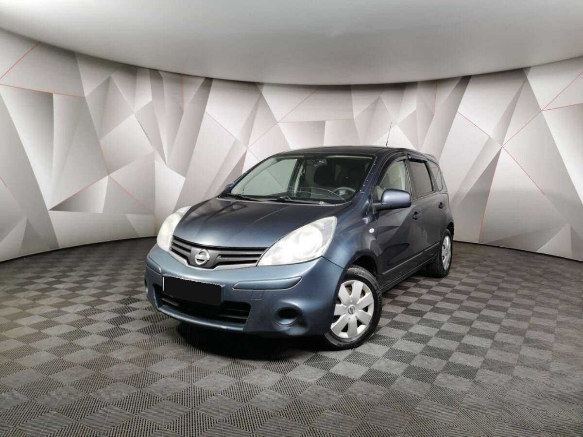 Nissan Note 2013 года с пробегом. Посмотреть фото
