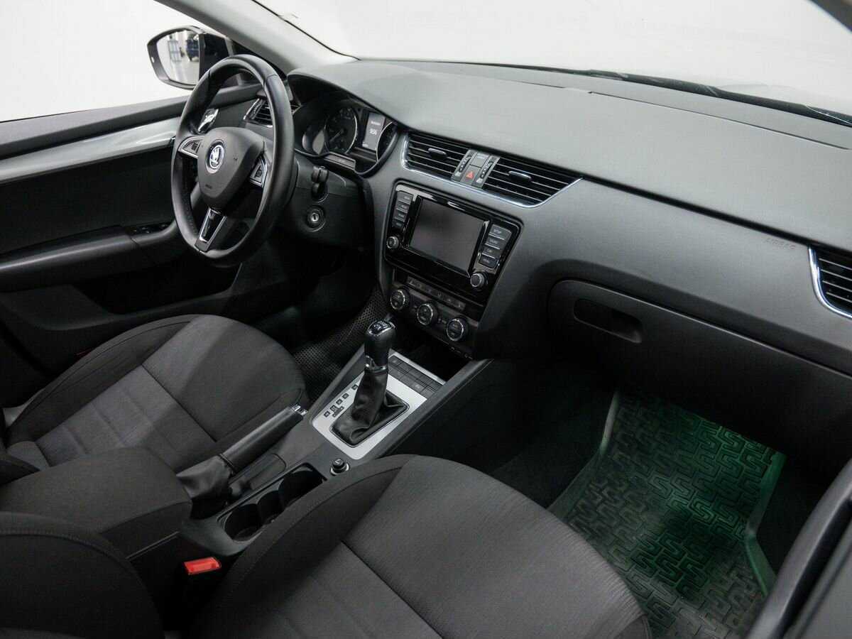 Skoda Octavia 2016 года с пробегом. Фото: #6