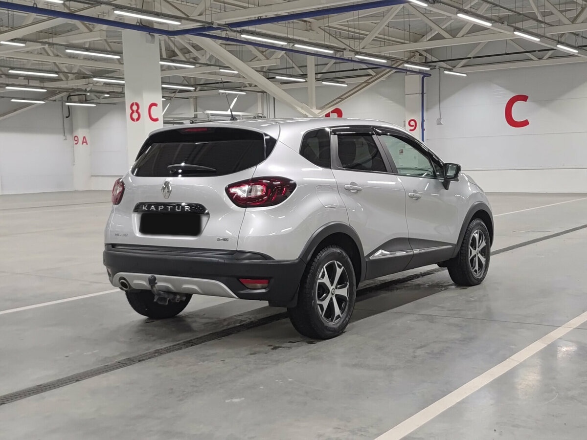 Renault Kaptur 2018 года с пробегом. Фото: #4