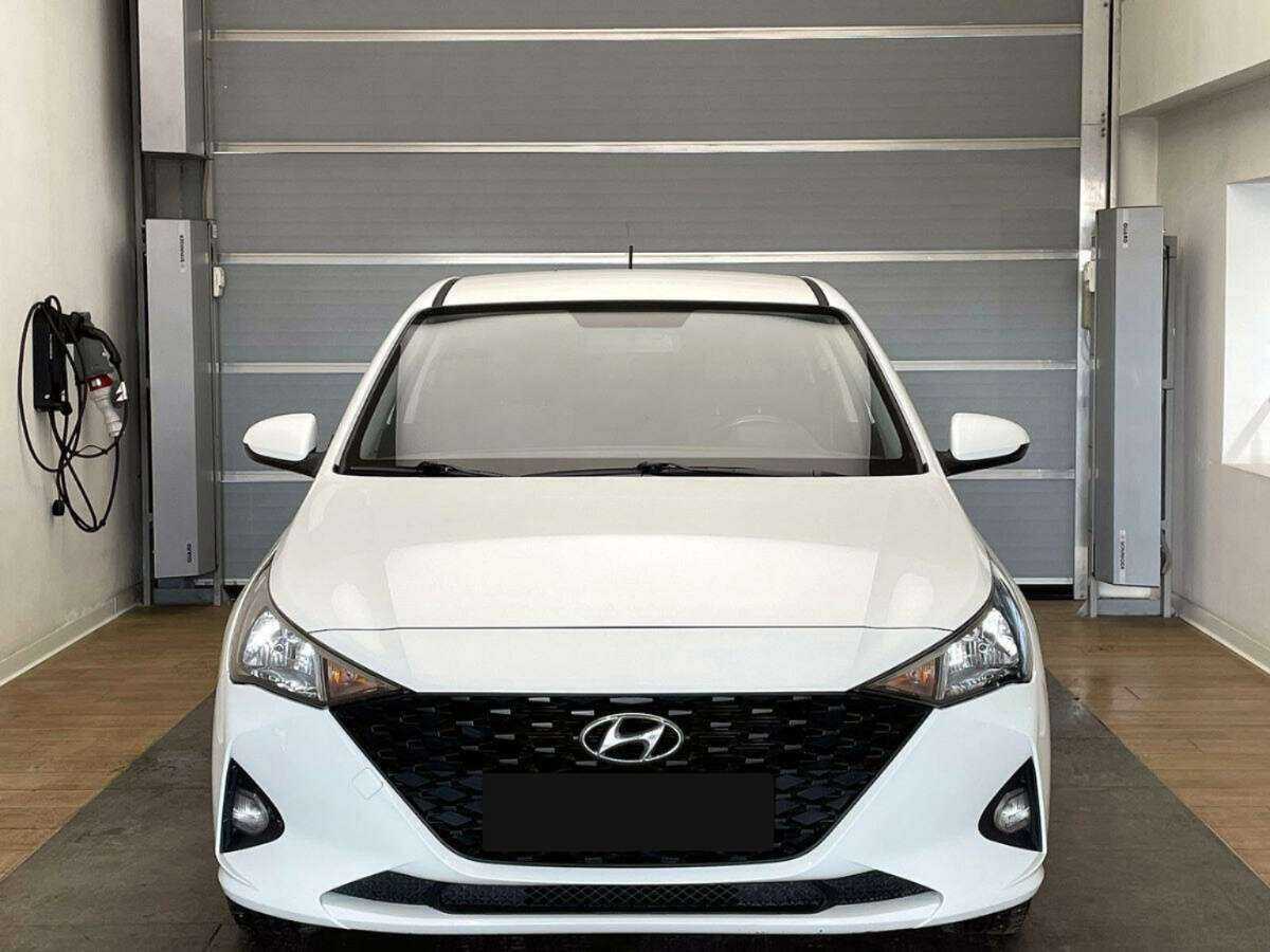 Hyundai Solaris 2020 года с пробегом. Фото: #1