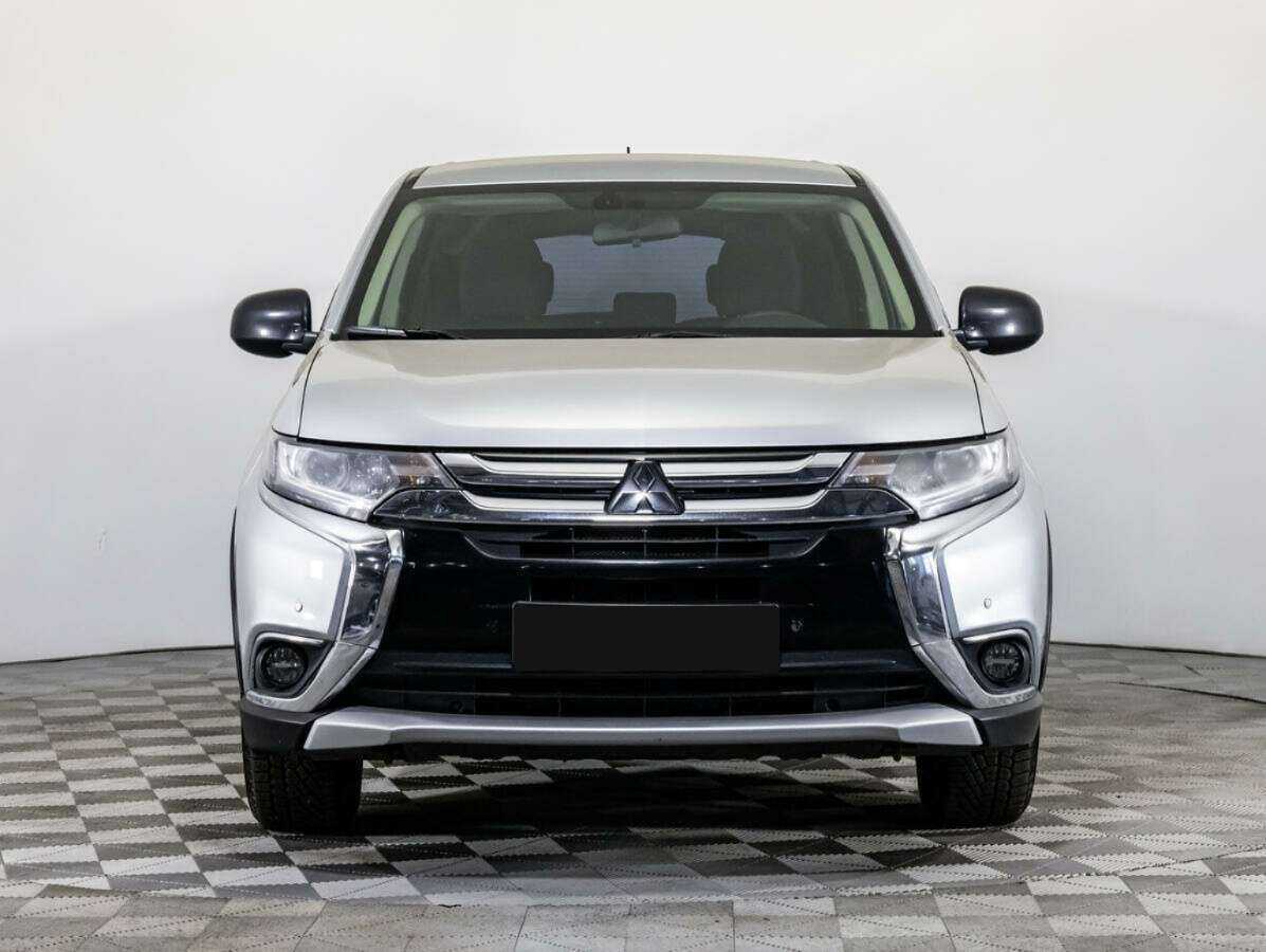 Mitsubishi Outlander 2015 года с пробегом. Фото: #1