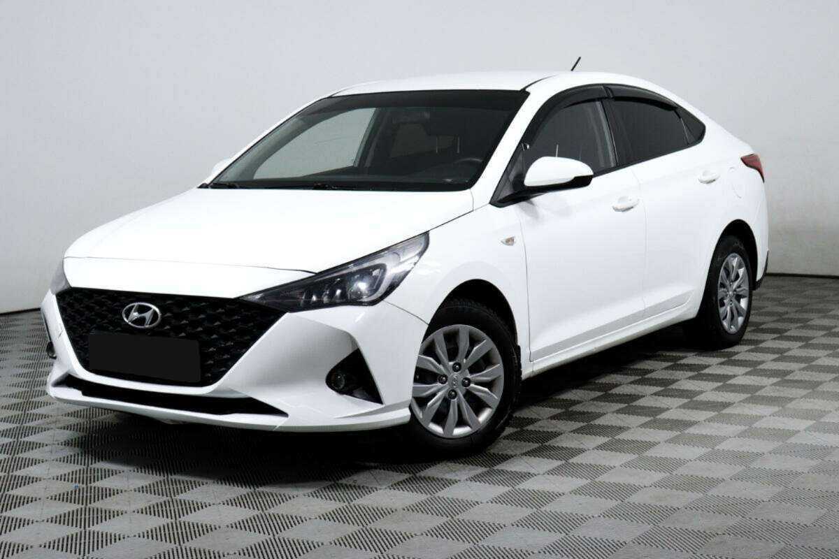 Hyundai Solaris 2020 года с пробегом. Посмотреть фото