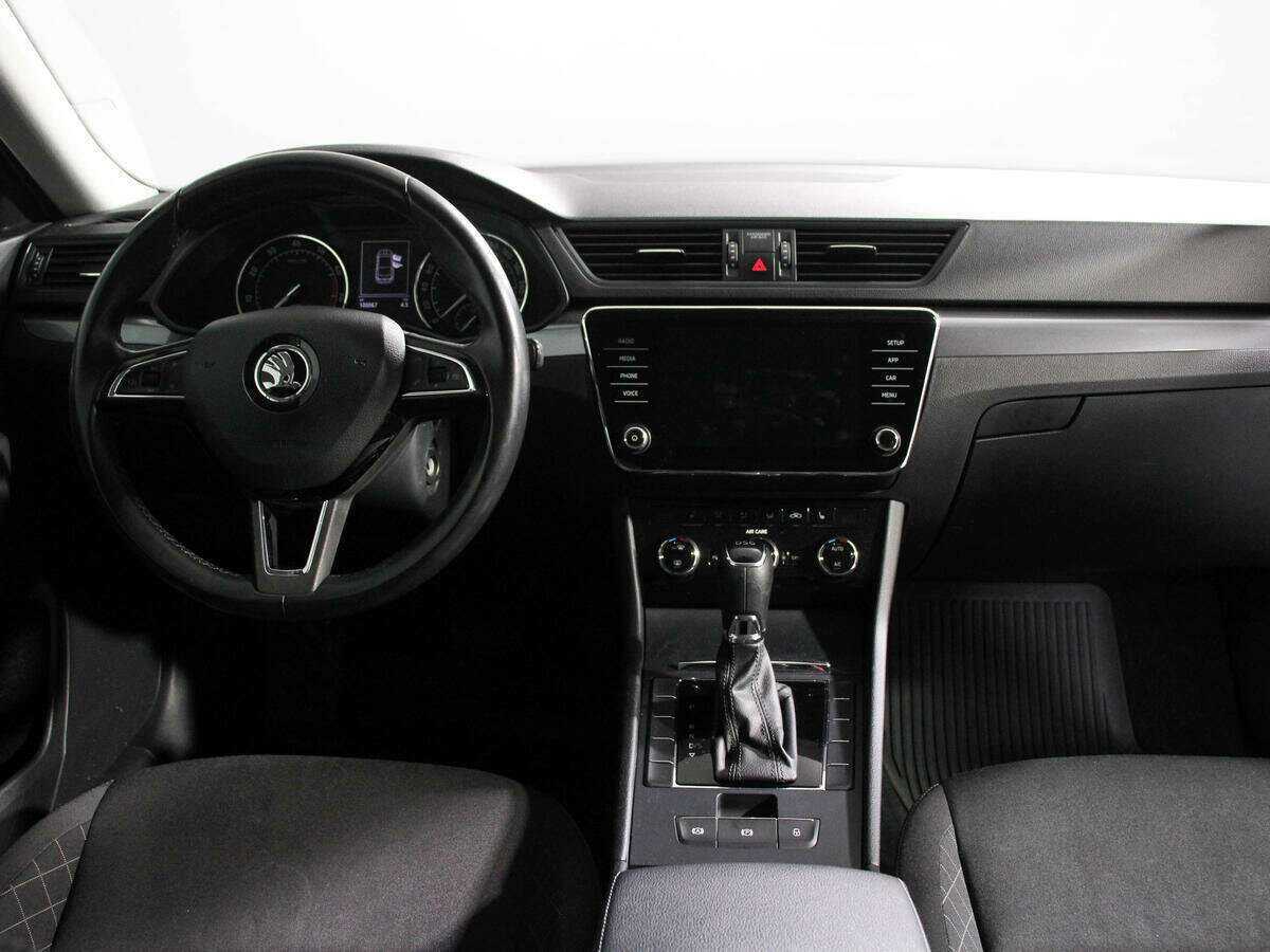 Skoda Superb 2017 года с пробегом. Фото: #8