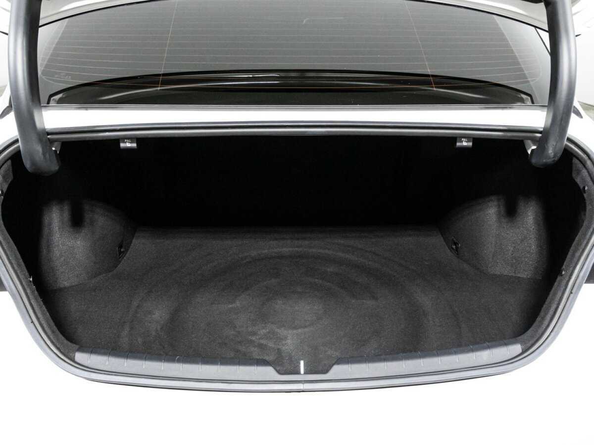 Kia K5 2021 года с пробегом. Фото: #14