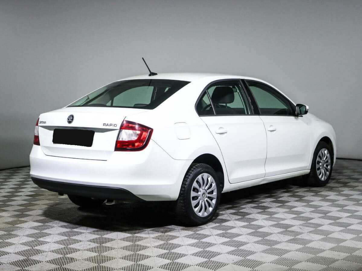 Skoda Rapid 2019 года с пробегом. Фото: #3