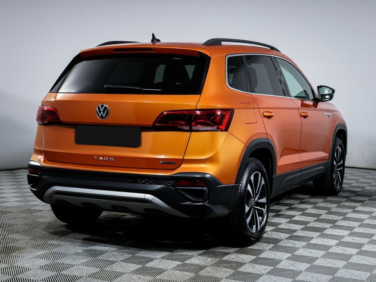 Volkswagen Taos 2021 года с пробегом. Фото: #3