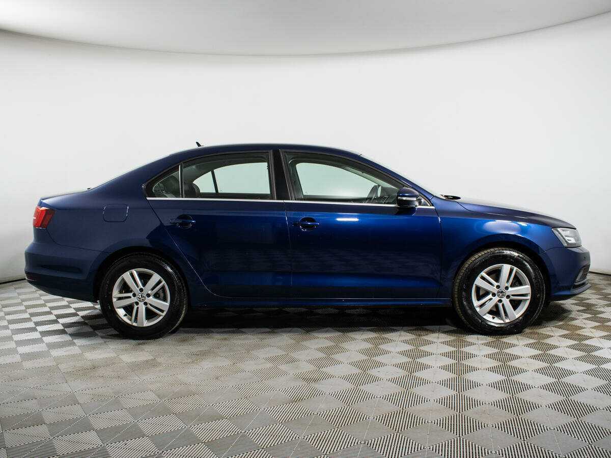 Volkswagen Jetta 2015 года с пробегом. Фото: #3