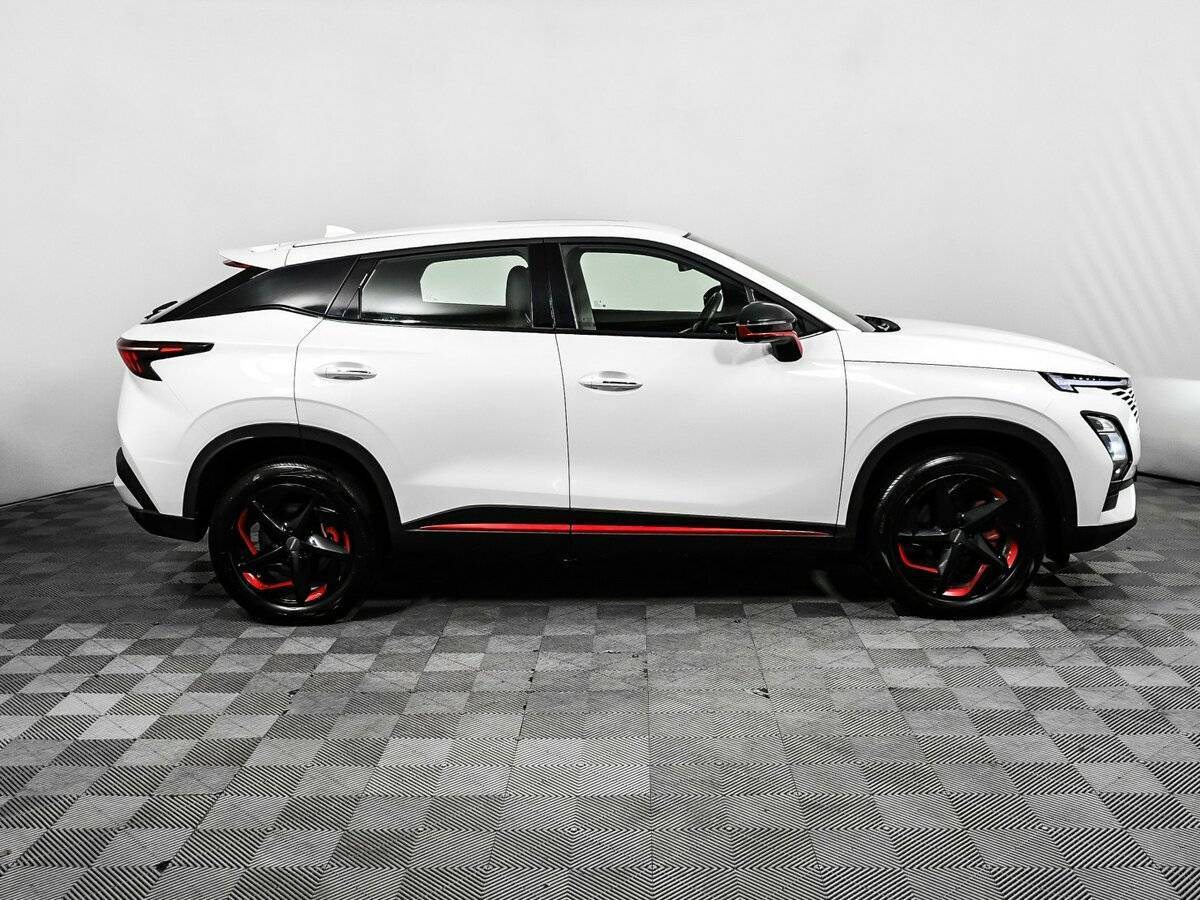 OMODA C5 2023 года с пробегом. Фото: #3