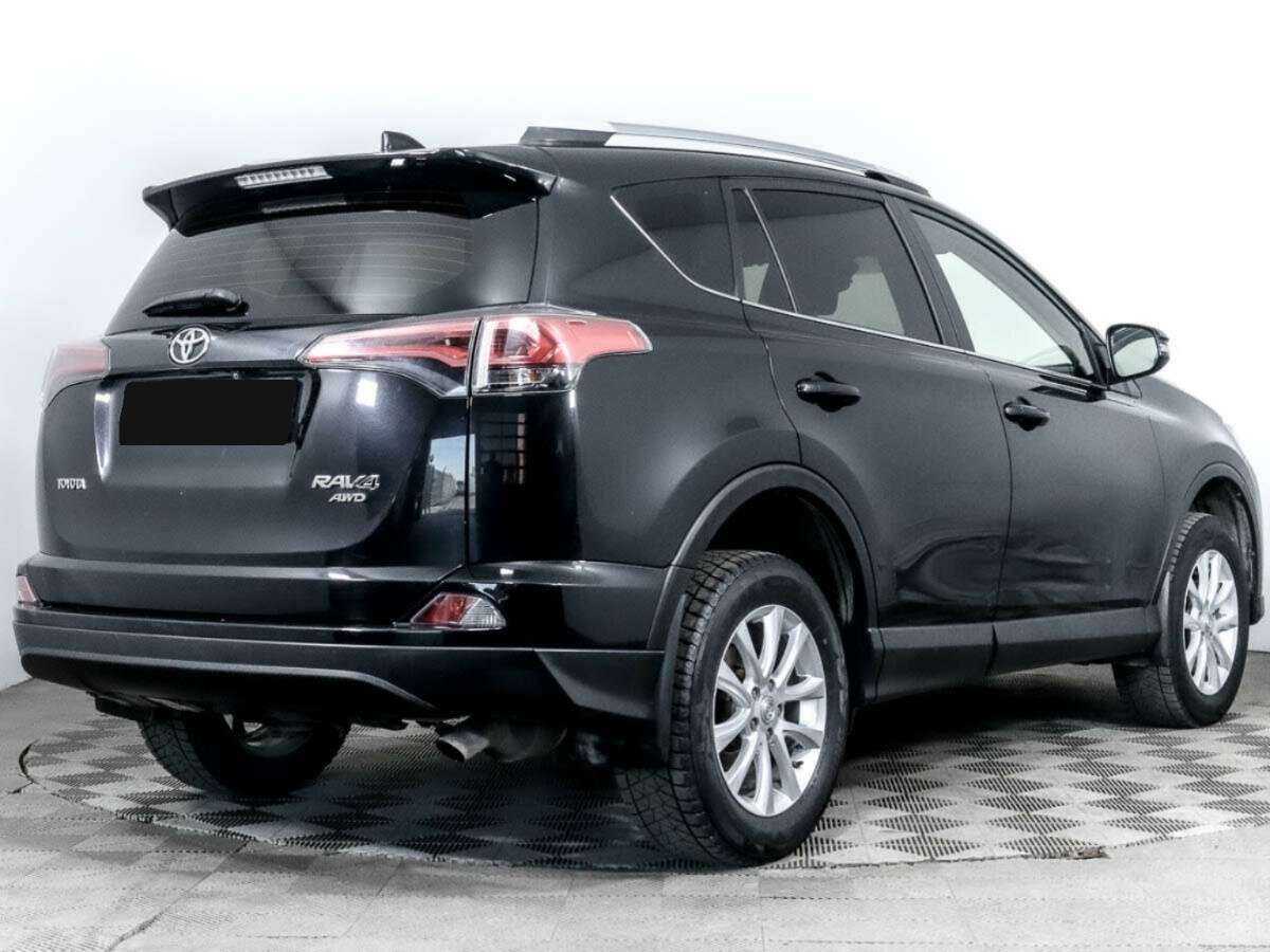 Toyota RAV4 2016 года с пробегом. Фото: #3