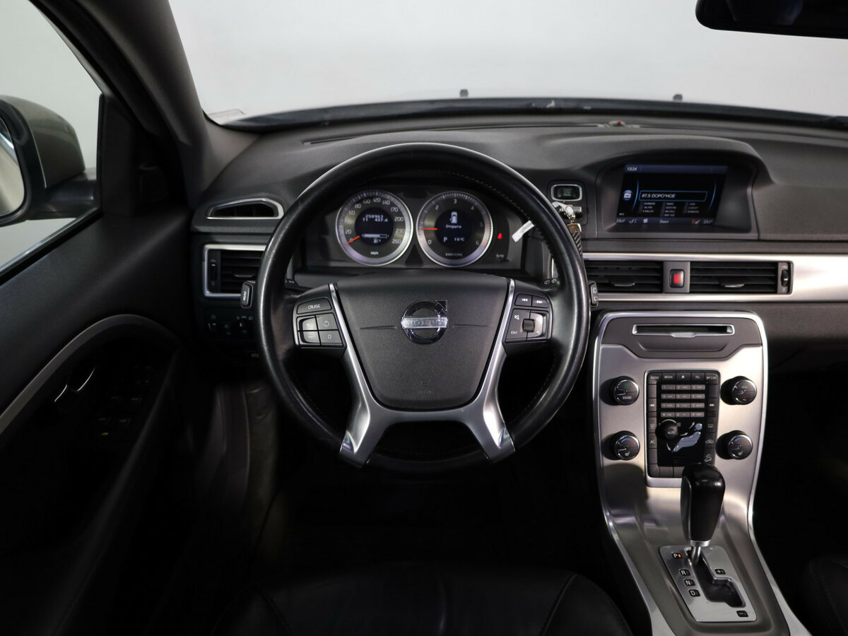 Volvo XC70 2012 года с пробегом. Фото: #9