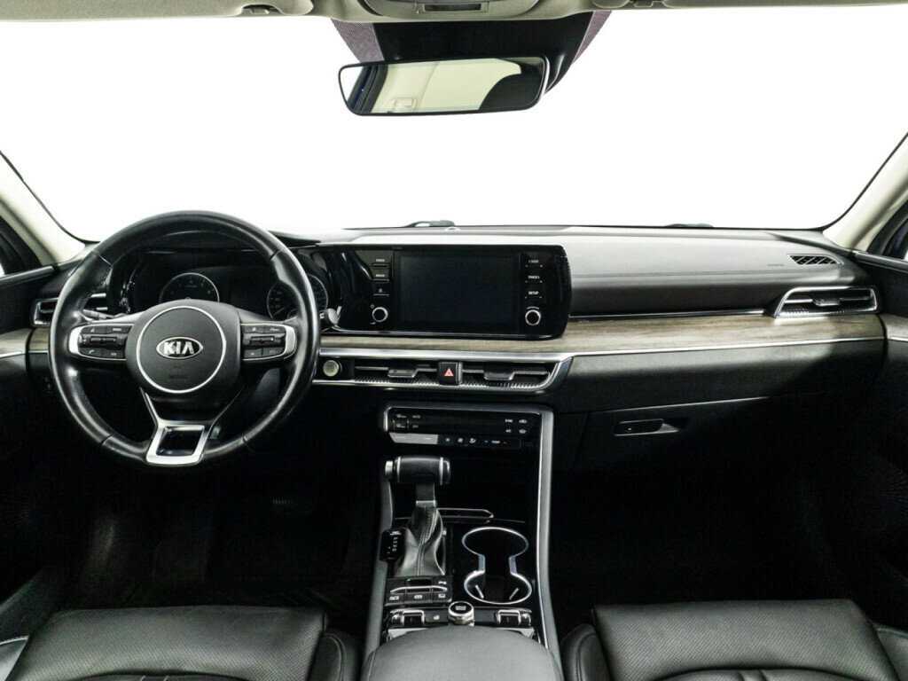 Kia K5 2021 года с пробегом. Фото: #12