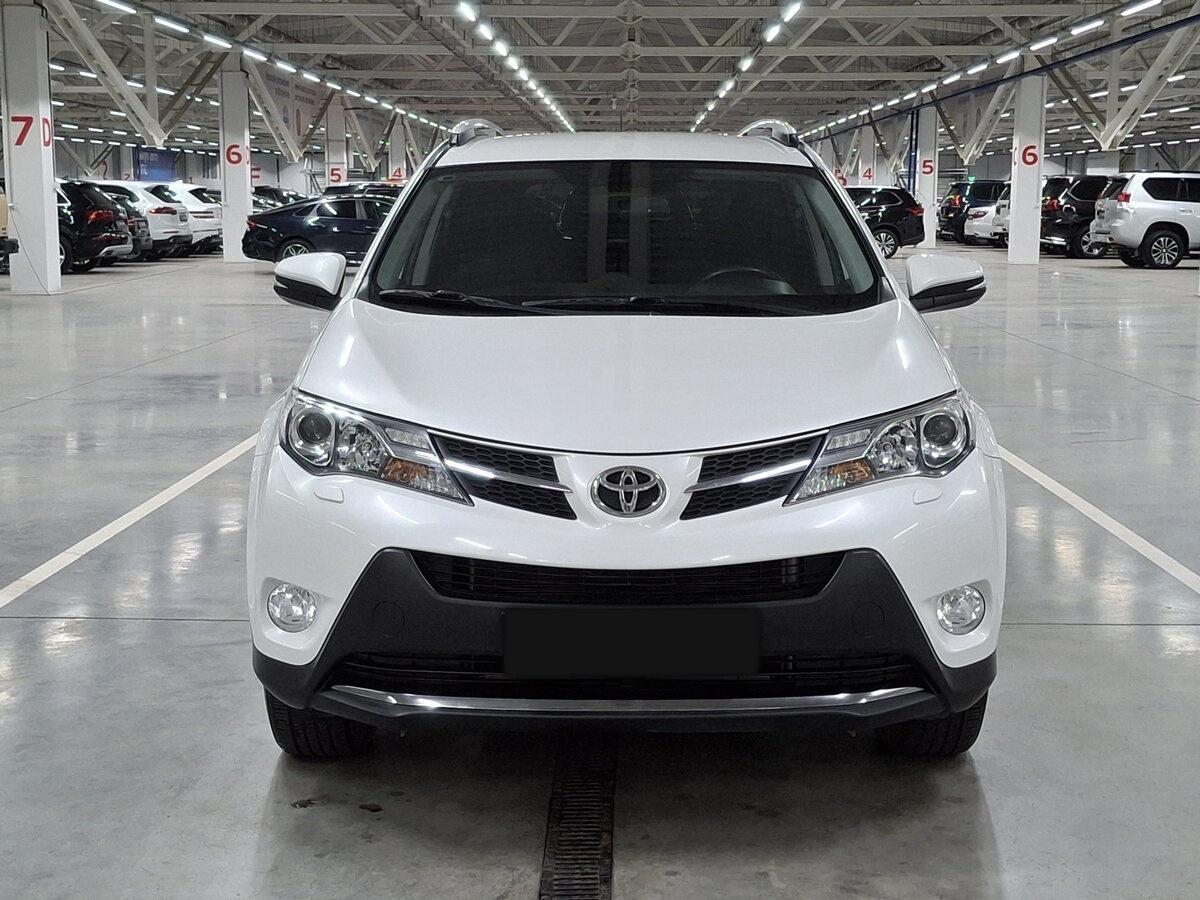 Toyota RAV4 2014 года с пробегом. Фото: #1