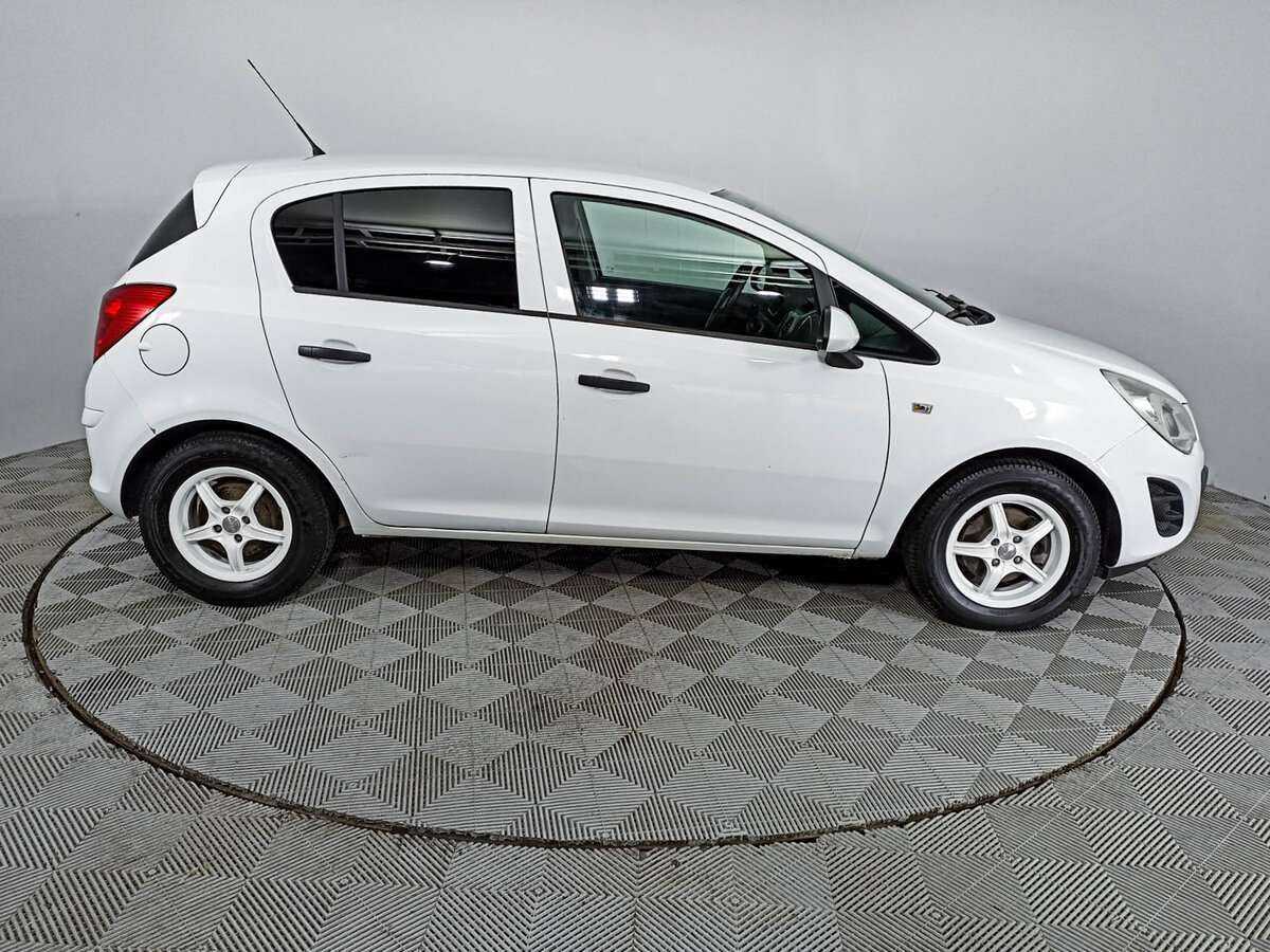 Opel Corsa 2013 года с пробегом. Фото: #3