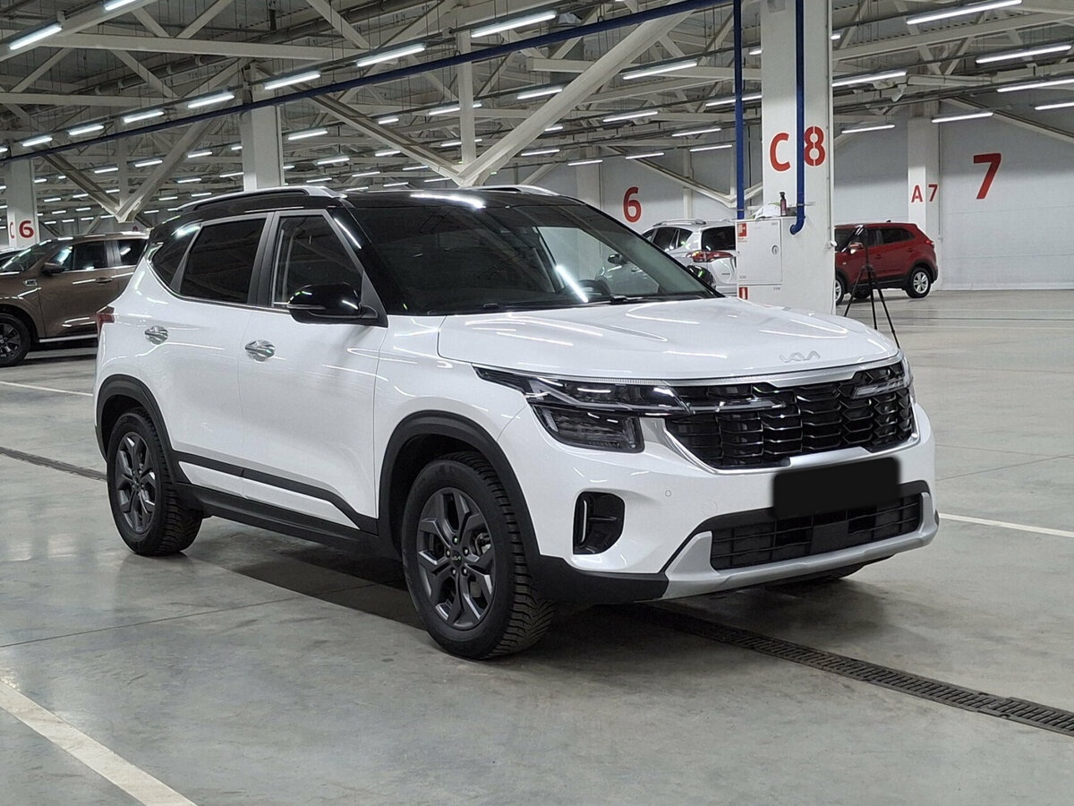 Kia Seltos 2024 года с пробегом. Фото: #2