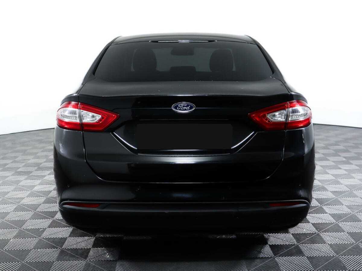 Ford Mondeo 2015 года с пробегом. Фото: #5