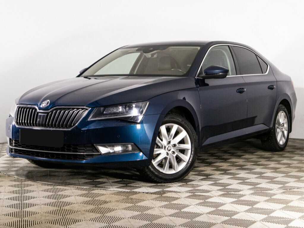 Skoda Superb 2018 года с пробегом. Посмотреть фото