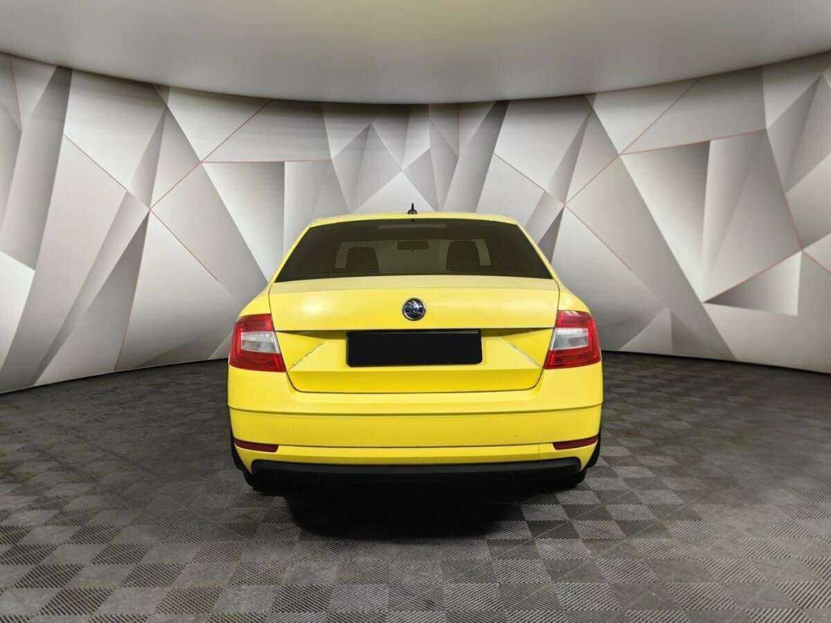 Skoda Octavia 2019 года с пробегом. Фото: #7
