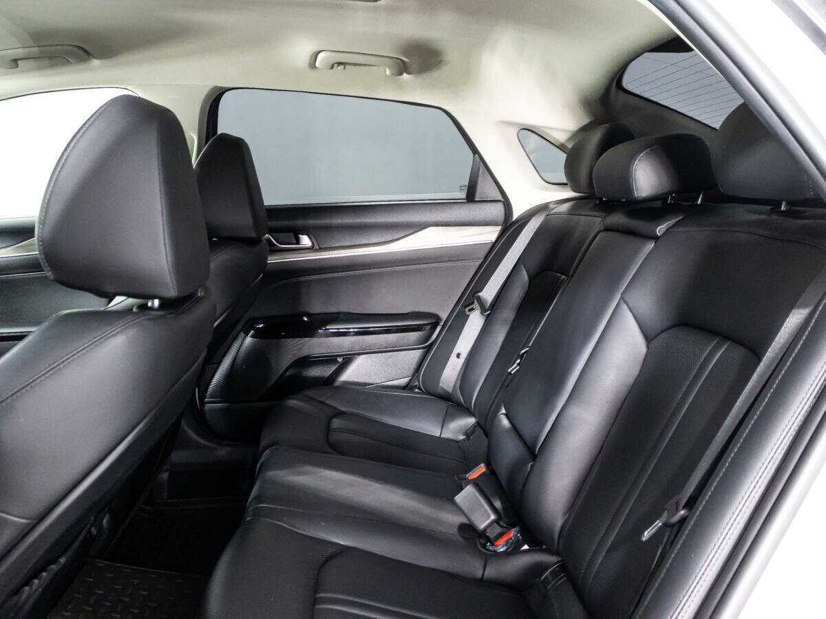 Kia K5 2021 года с пробегом. Фото: #9