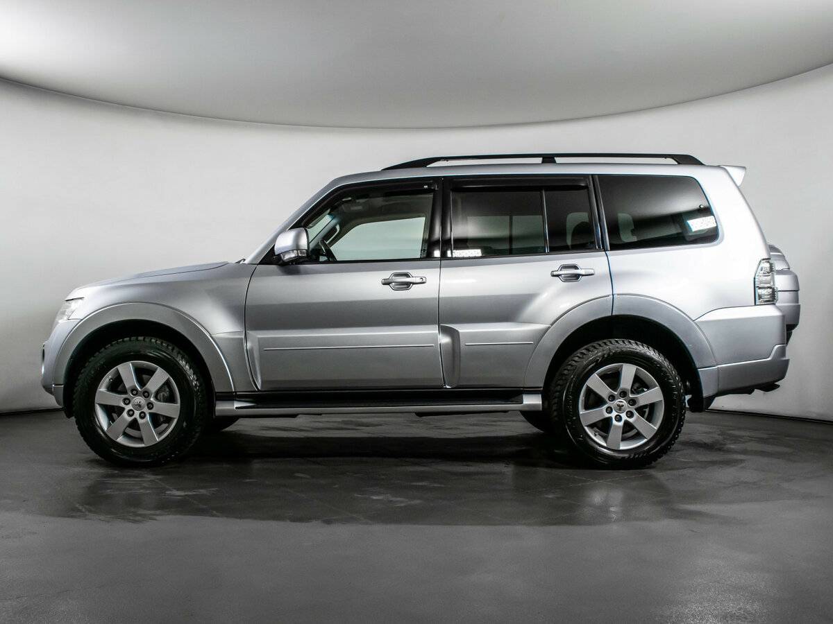 Mitsubishi Pajero 2012 года с пробегом. Фото: #7
