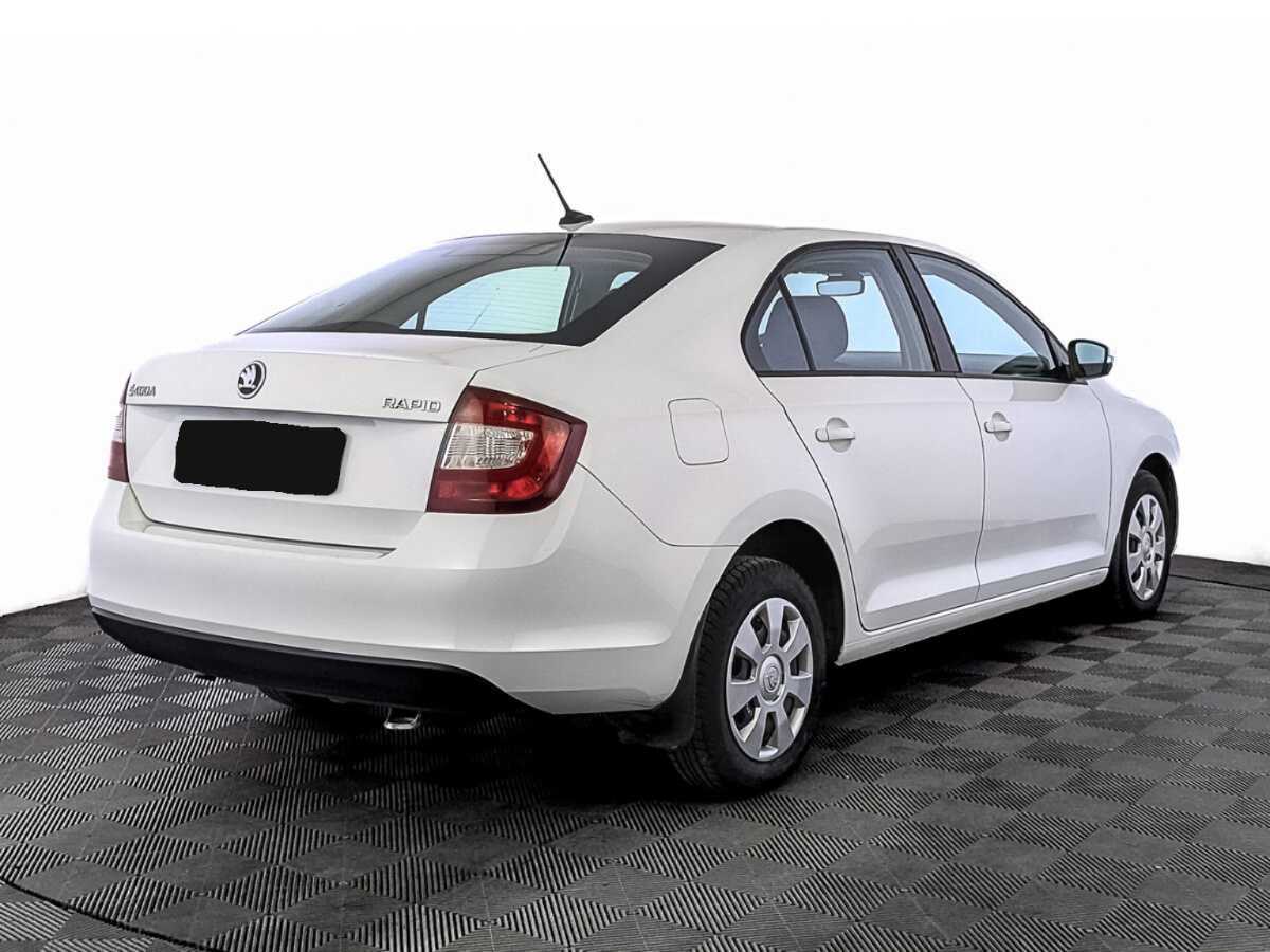 Skoda Rapid 2019 года с пробегом. Фото: #4