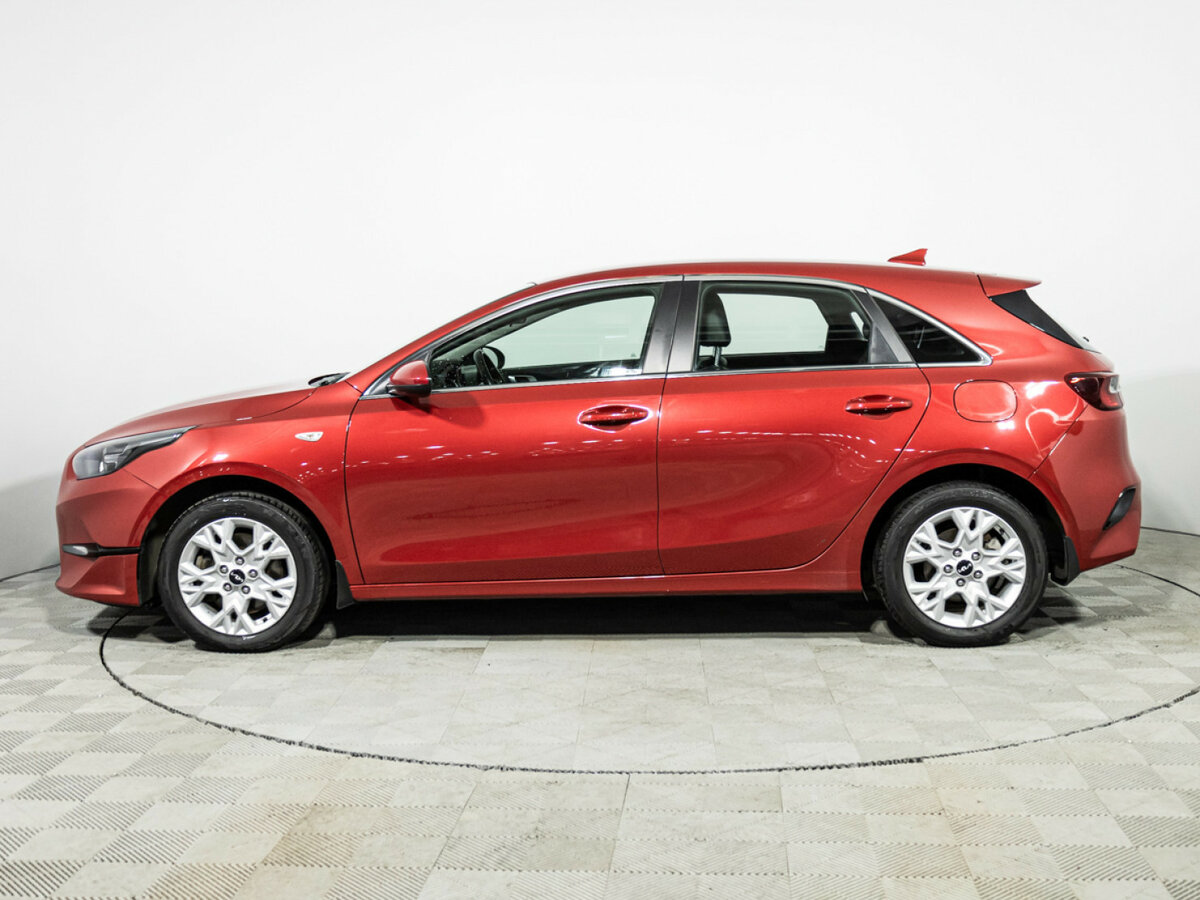 Kia Ceed 2022 года с пробегом. Фото: #7