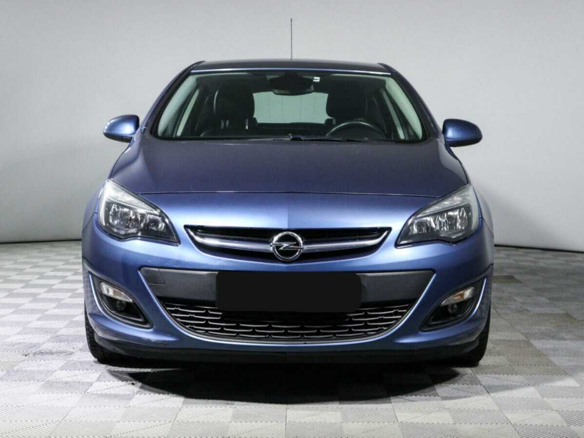 Opel Astra 2014 года с пробегом. Фото: #1