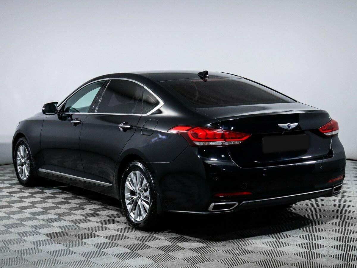 Hyundai Genesis 2016 года с пробегом. Фото: #5