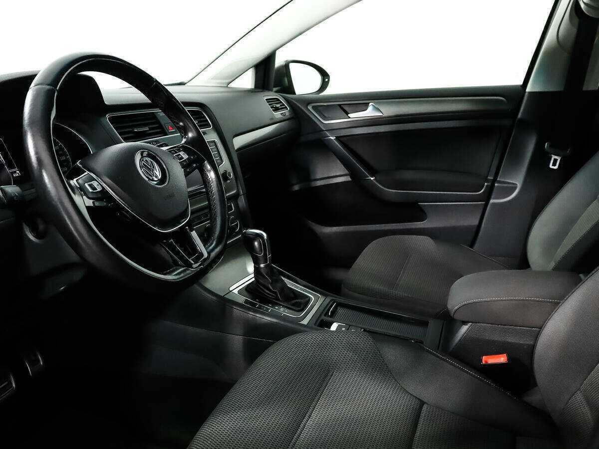 Volkswagen Golf 2013 года с пробегом. Фото: #8