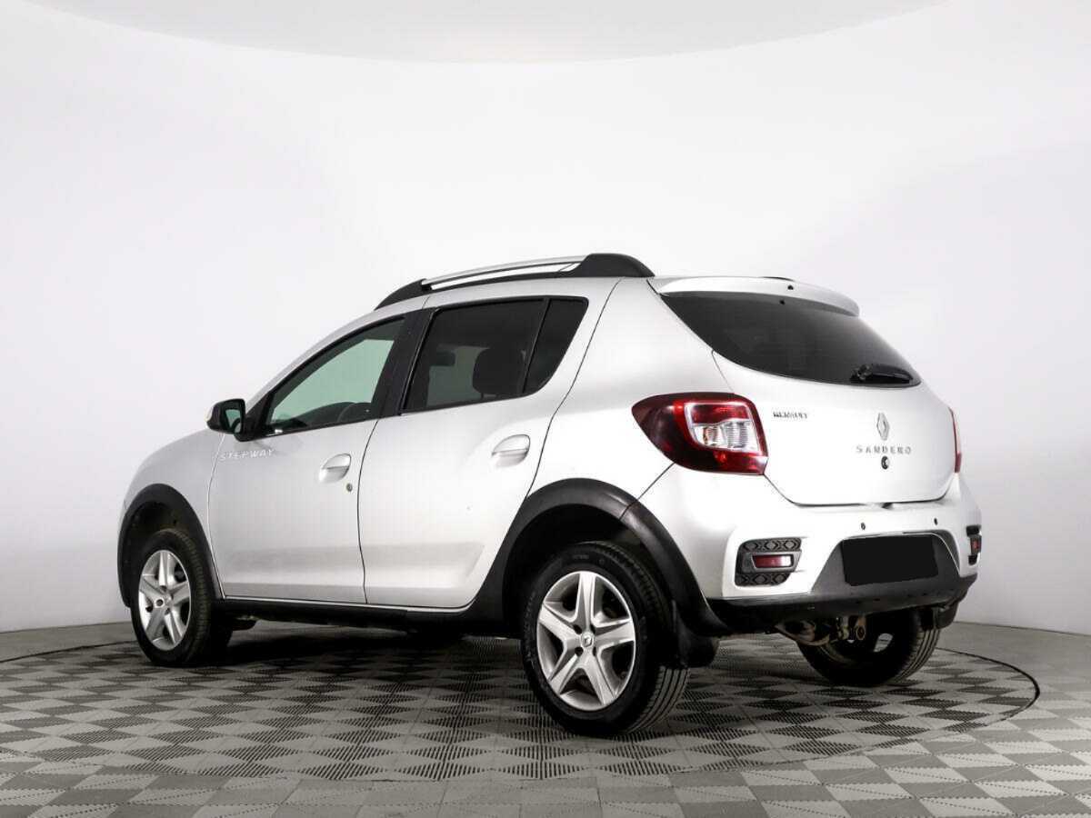 Renault Sandero 2015 года с пробегом. Фото: #5