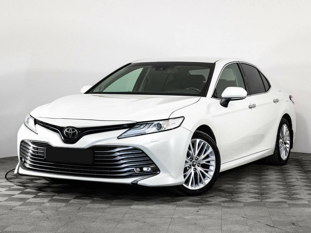 Toyota Camry 2018 года с пробегом. Фото: #0