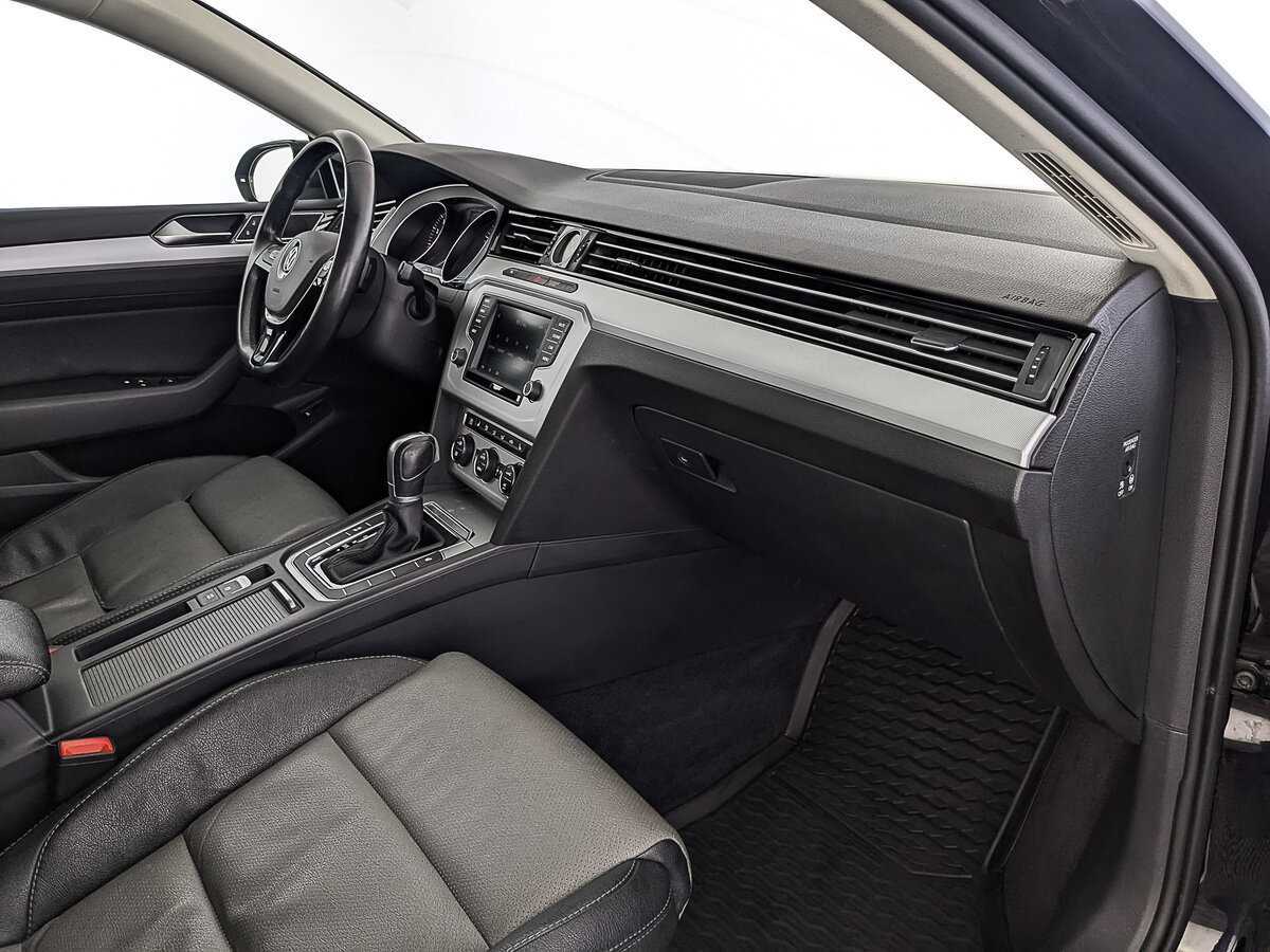 Volkswagen Passat 2016 года с пробегом. Фото: #10