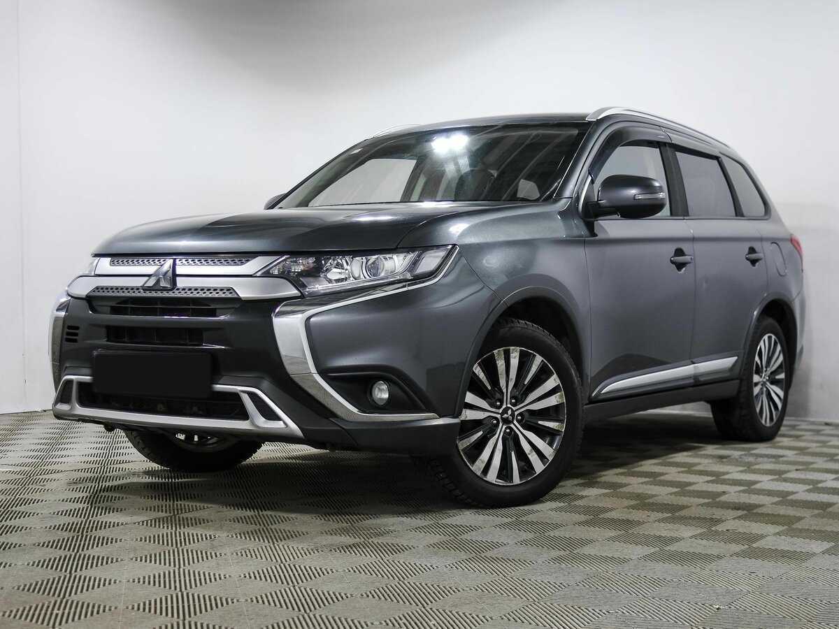 Mitsubishi Outlander 2018 года с пробегом. Фото: #0