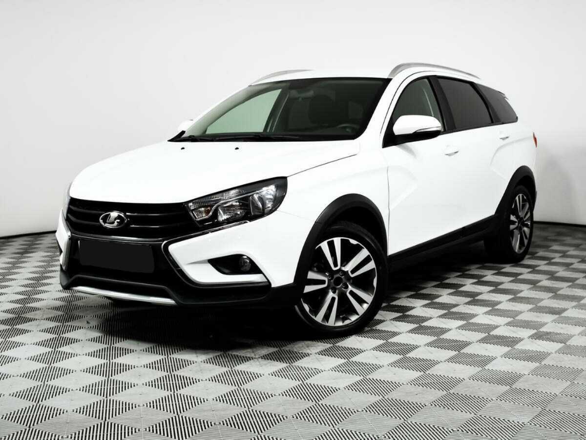 Lada (ВАЗ) Vesta 2021 года с пробегом. Посмотреть фото