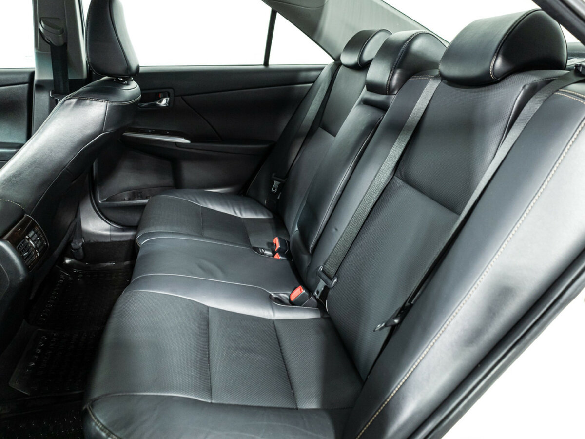 Toyota Camry 2017 года с пробегом. Фото: #9