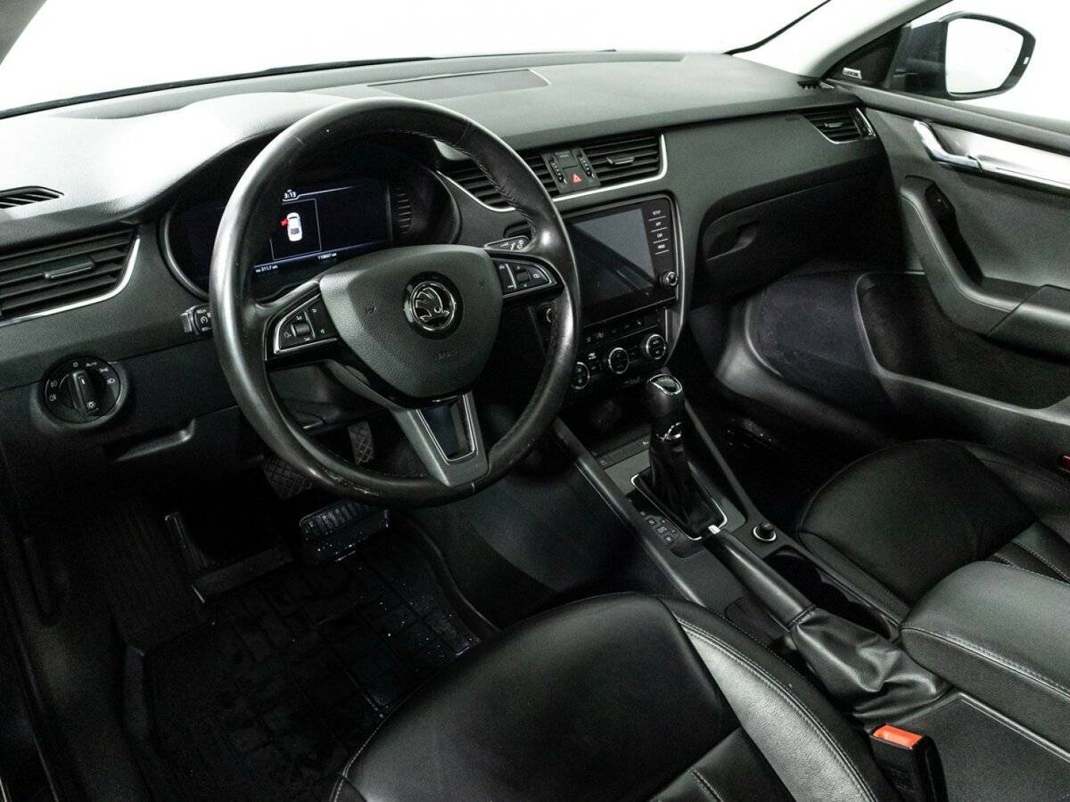 Skoda Octavia 2019 года с пробегом. Фото: #10