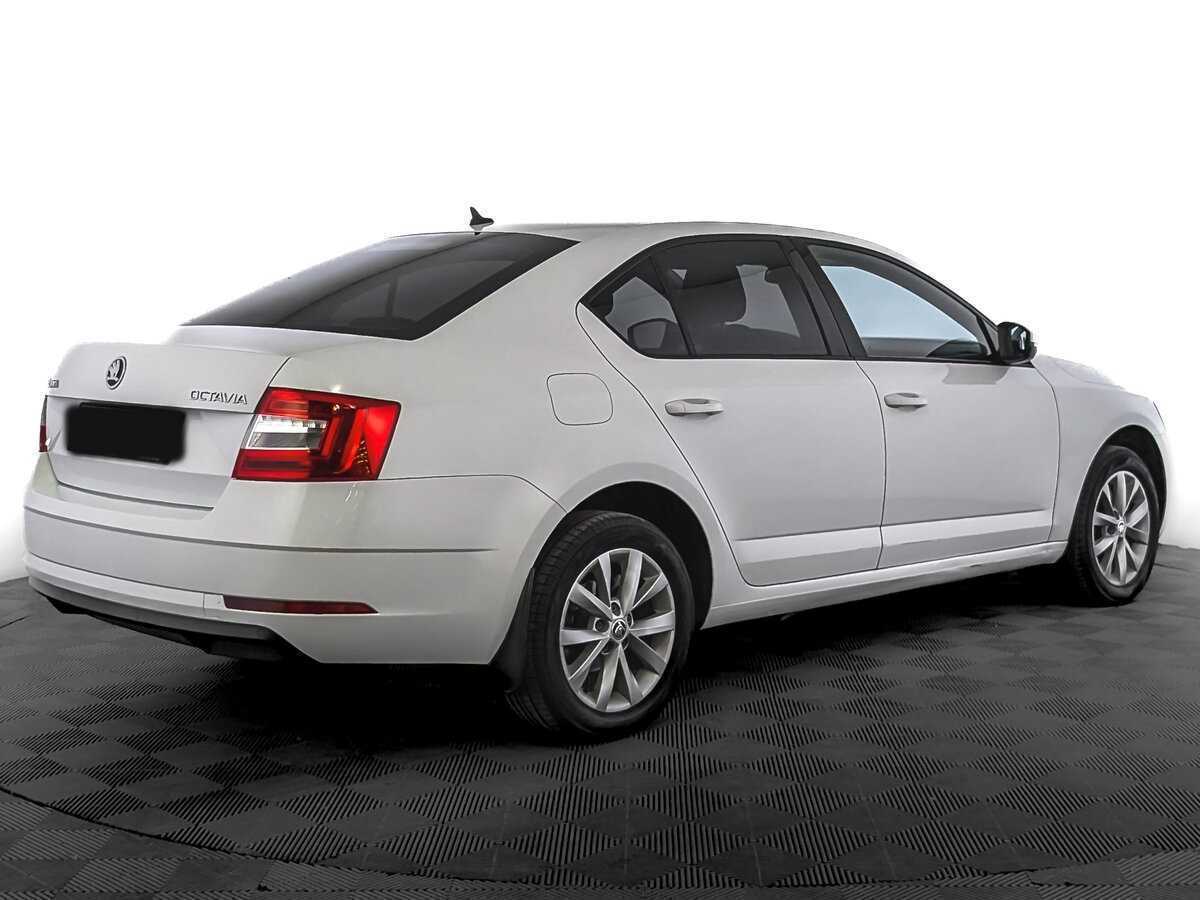 Skoda Octavia 2018 года с пробегом. Фото: #4