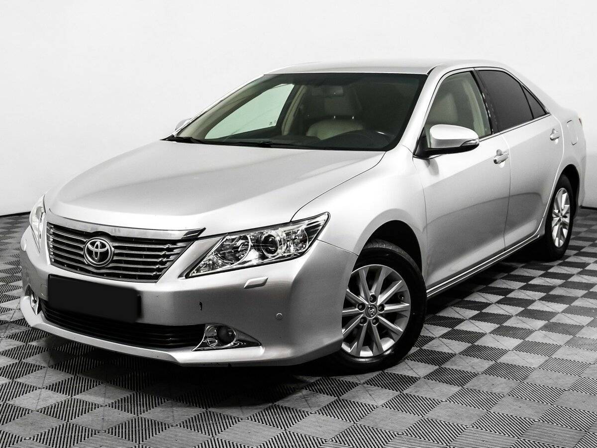 Toyota Camry 2012 года с пробегом. Фото: #0