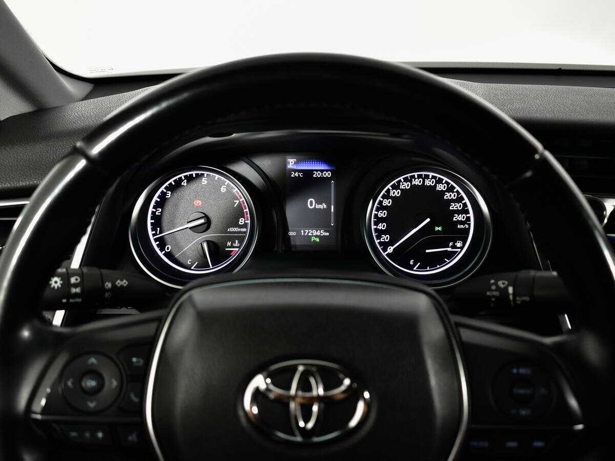 Toyota Camry 2021 года с пробегом. Фото: #10