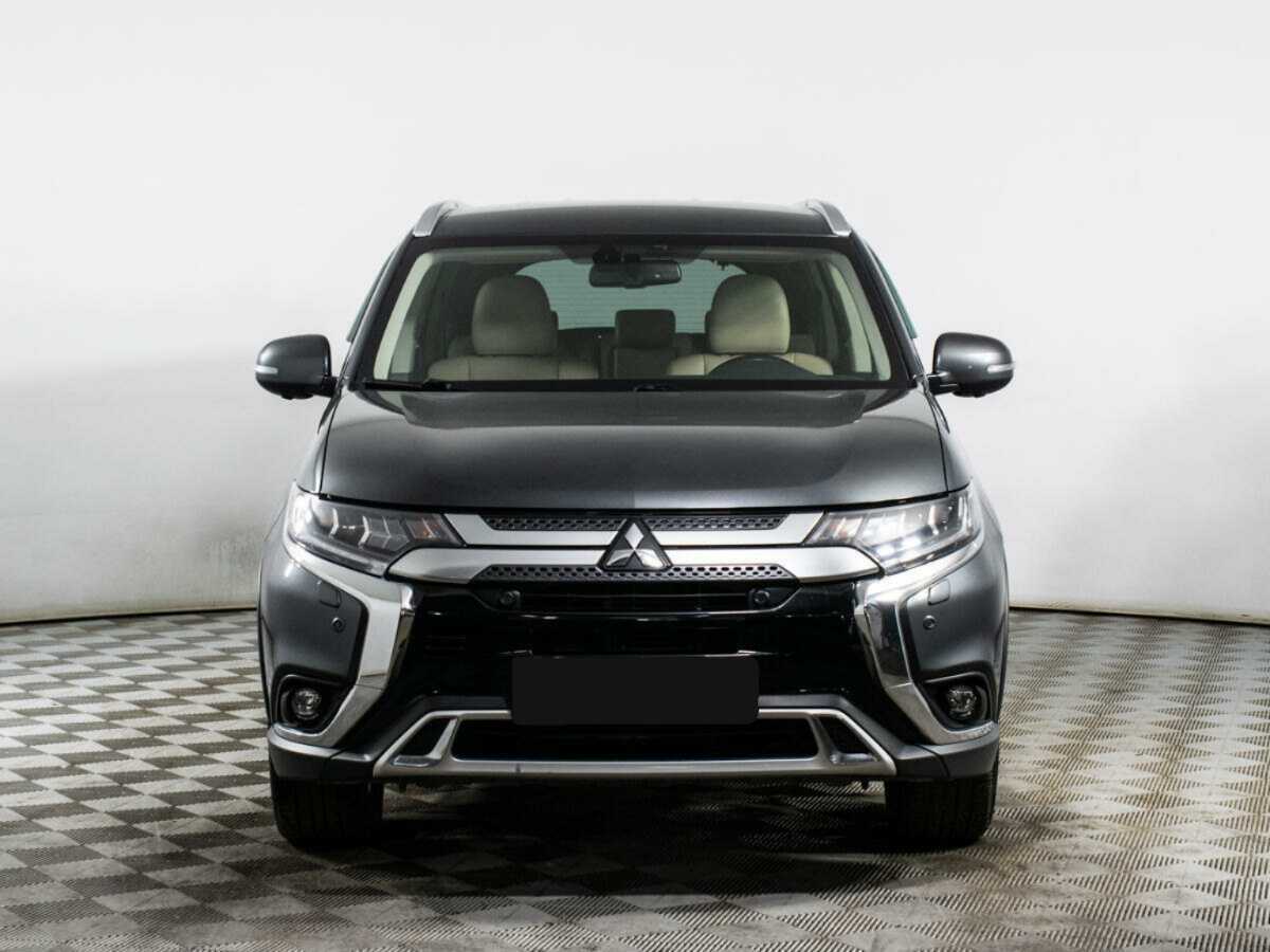 Mitsubishi Outlander 2019 года с пробегом. Посмотреть фото