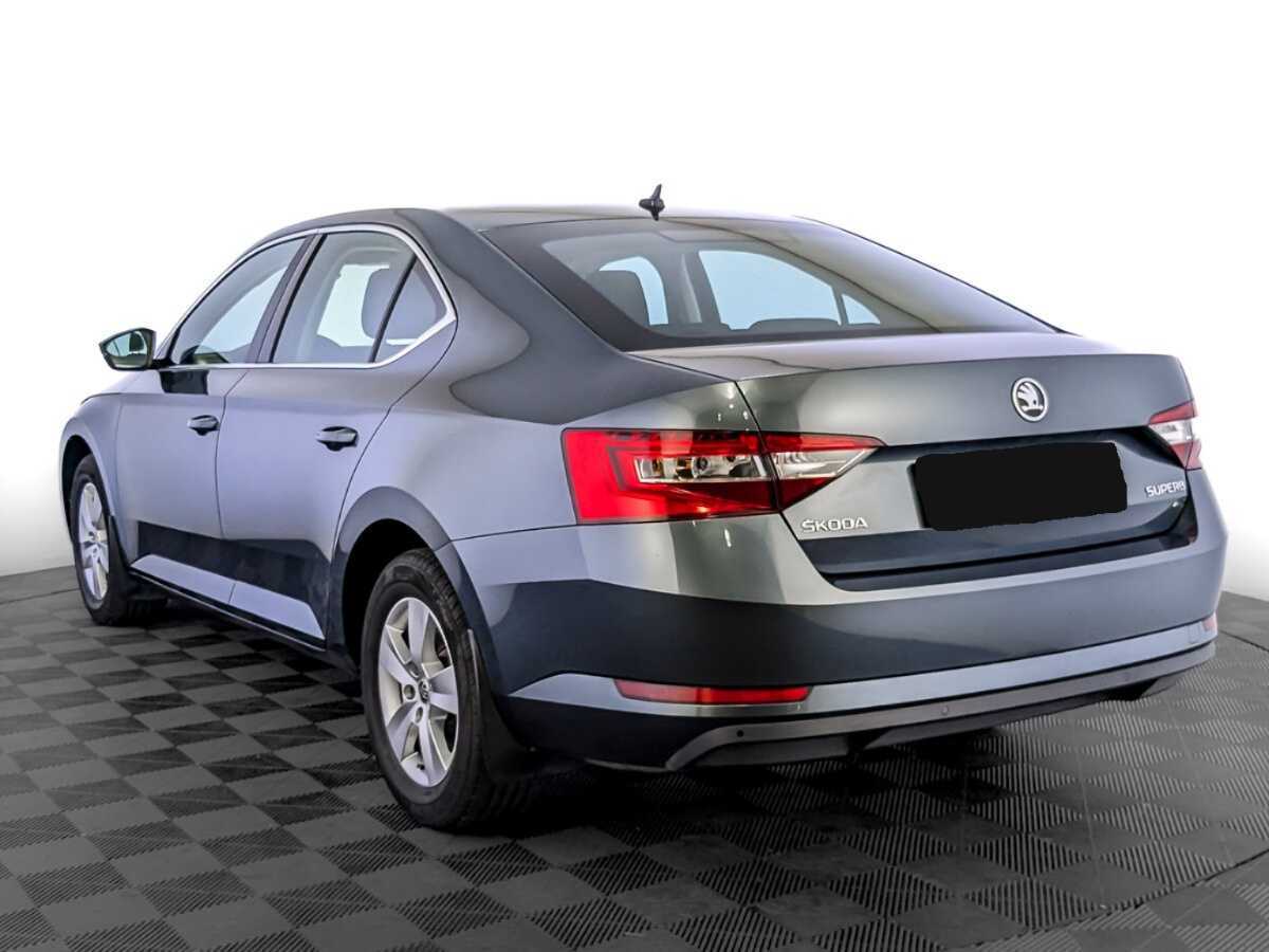 Skoda Superb 2019 года с пробегом. Фото: #6