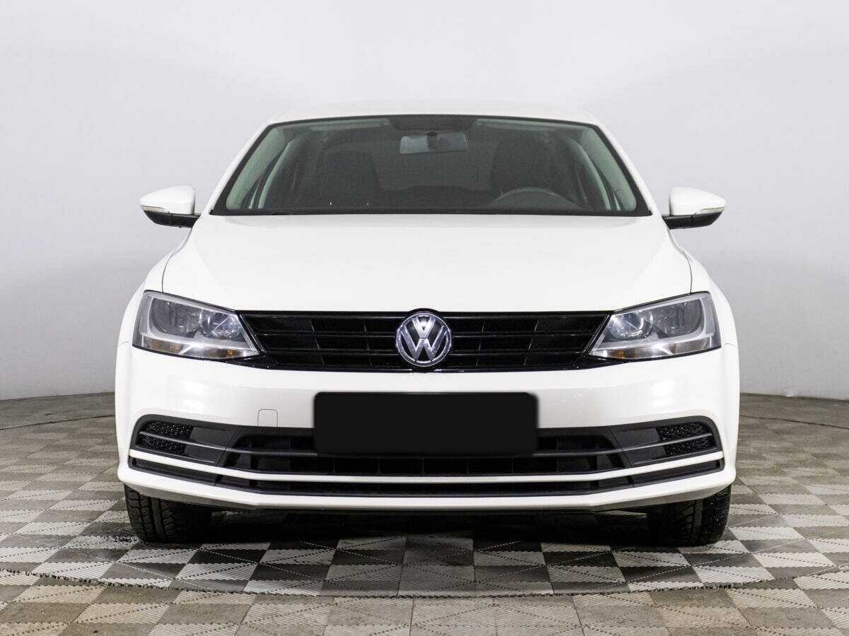 Volkswagen Jetta 2015 года с пробегом. Фото: #1