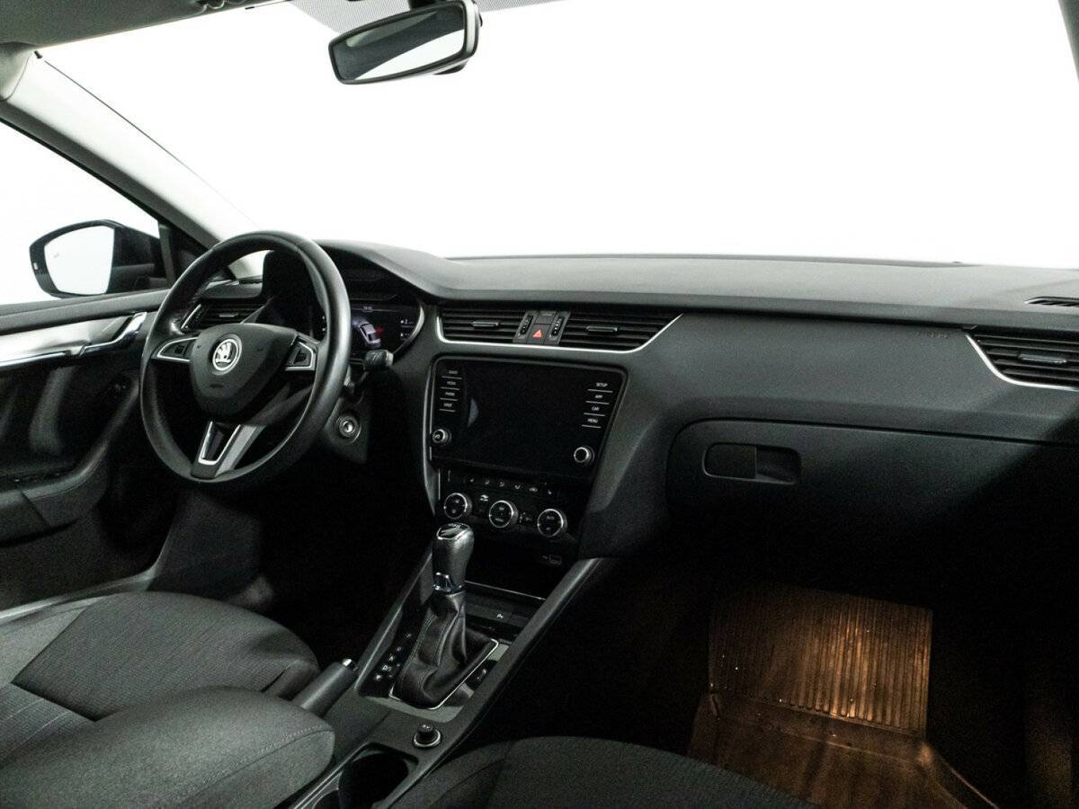 Skoda Octavia 2018 года с пробегом. Фото: #8