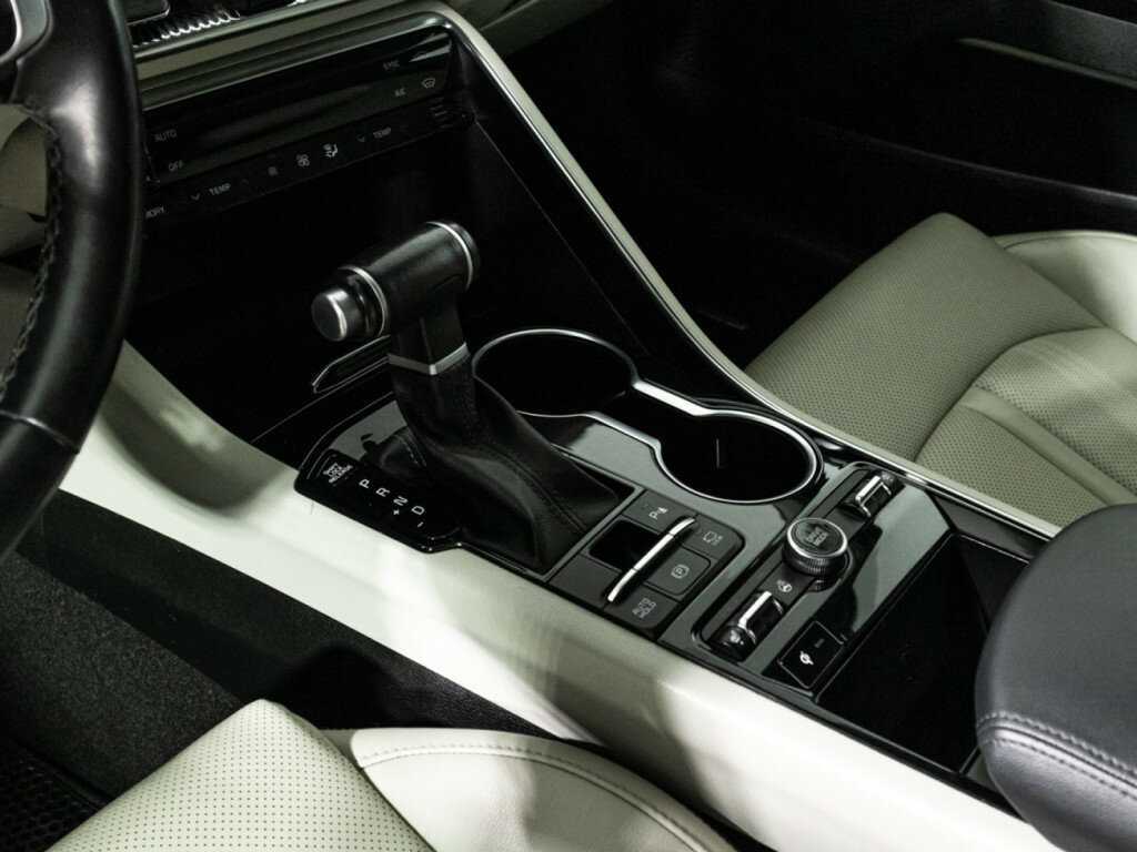 Kia K5 2021 года с пробегом. Фото: #17