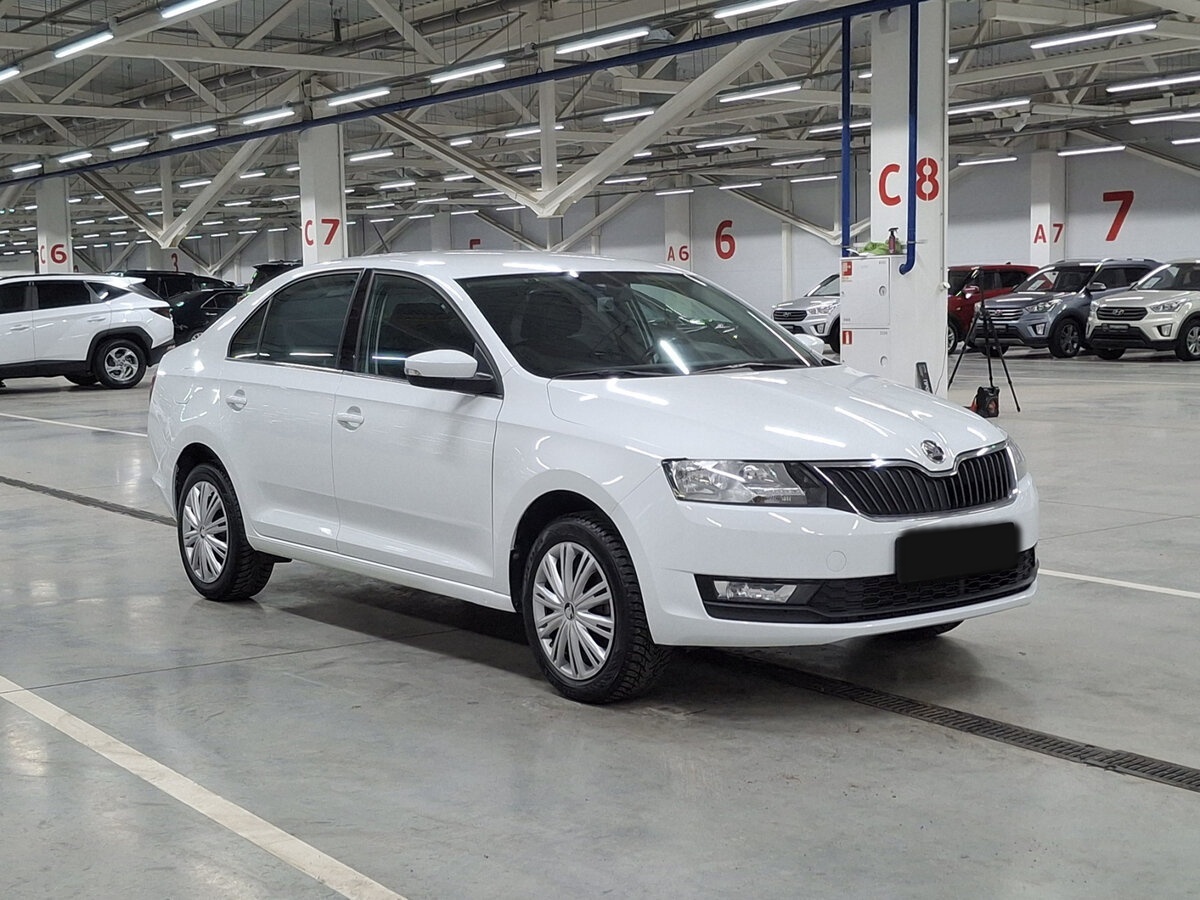 Skoda Rapid 2018 года с пробегом. Фото: #2